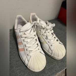 Adidas Women/Junior White Sneakers with Pastel Accents